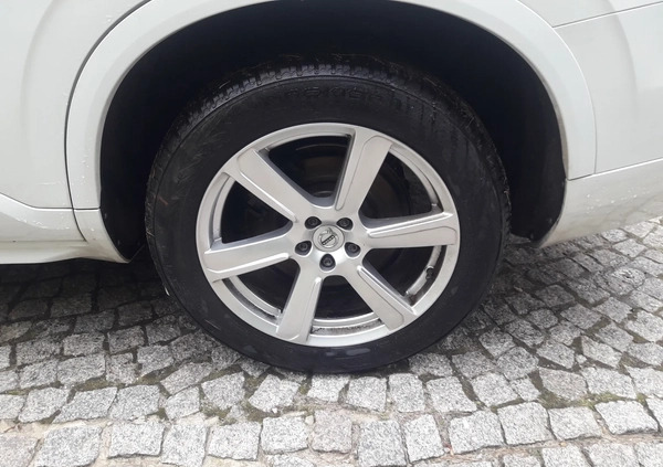 Volvo XC 90 cena 79000 przebieg: 173000, rok produkcji 2017 z Żnin małe 191